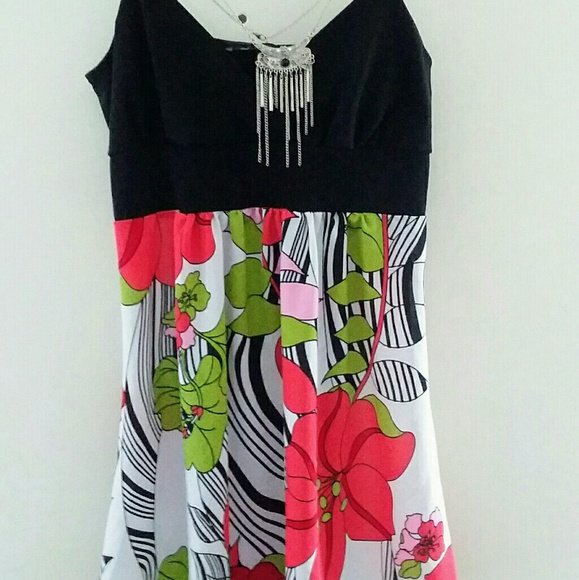 Tank - Picture 1 of 2